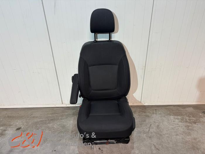 Stoel links van een Renault Trafic, Auto-onderdelen, Interieur en Bekleding, Renault, Gebruikt, 3 maanden garantie, Ophalen of Verzenden