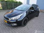 Kia cee'd 1.6 Navi Camera Clima 6-Bak (bj 2013), Auto diversen, Schadeauto's, Kia, Overige carrosserieën, Zwart, Handgeschakeld