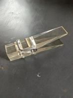 Space Age grote wasknijper, Ophalen