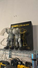 Kaws along the way, Verzamelen, Poppetjes en Figuurtjes, Ophalen of Verzenden, Zo goed als nieuw