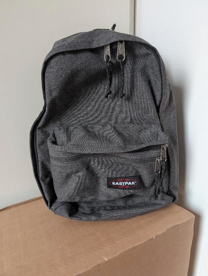 Eastpak tassen, Sieraden, Tassen en Uiterlijk, Tassen | Rugtassen, Gebruikt, Eastpak, 25 tot 40 cm, 30 tot 45 cm, Ophalen of Verzenden