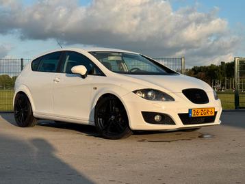 Seat Leon 1.2 TSI 77KW 2013 Wit NWE DISTRIBUTIE  beschikbaar voor biedingen