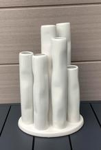 Vazen (met diverse kleine deukjes) op plateau (h. 30 cm)., Huis en Inrichting, Woonaccessoires | Vazen, Ophalen of Verzenden, Zo goed als nieuw