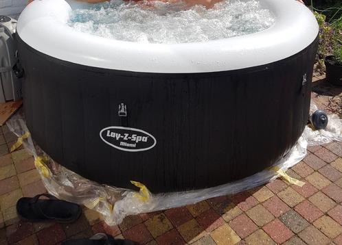 Oplazbare jacuzzi, Tuin en Terras, Bubbelbaden en Hottubs, Pomp, Verzenden