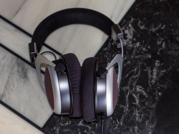 Beyerdynamic T90 hifi hoofdtelefoon beschikbaar voor biedingen