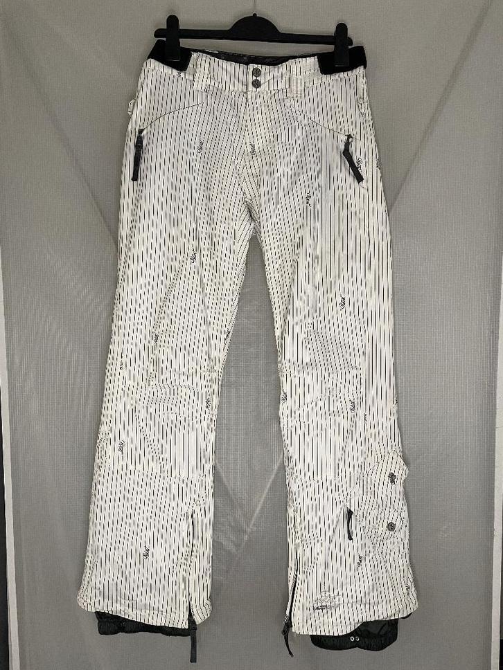 Protest skibroek – wit met strepen (maat S/M), Kleding | Dames, Wintersportkleding, Zo goed als nieuw, Broek, Maat 38/40 (M), Ophalen of Verzenden