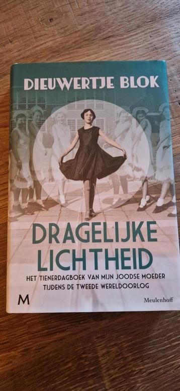 Dragelijke lichtheid van Dieuwertje Blok beschikbaar voor biedingen