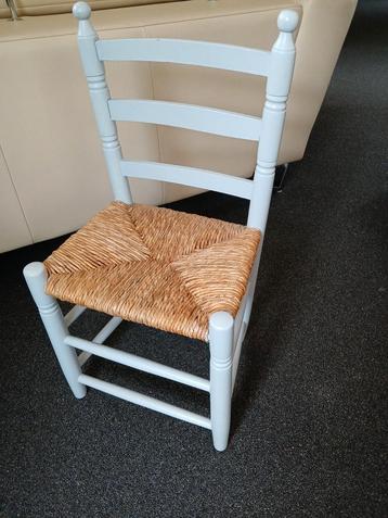 Riet Mooie rieten kinderstoel  ook als decoratie  beschikbaar voor biedingen