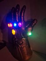Marvel Avengers - Thanos handschoen Infinity Gaunlet, Ophalen of Verzenden, Zo goed als nieuw