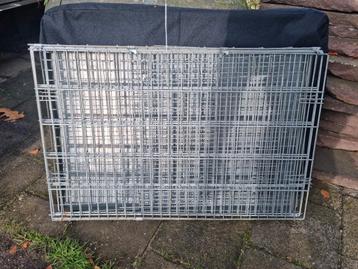 Als nieuwe zware kwaliteit bench GROOT ! 100 x 60 x 70 cm! beschikbaar voor biedingen