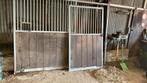 Te koop voorwand paardenbox 3 meter breed en 2,2 meter hoog