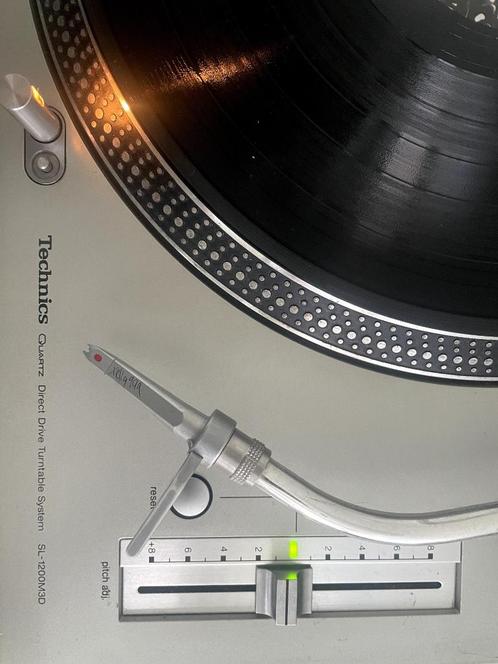 Technics SL-1200M3D + Concorde Needle + Flight Case, Muziek en Instrumenten, Dj-sets en Draaitafels, Gebruikt, Draaitafel, Technics