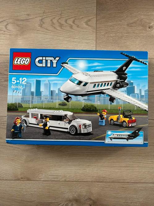 Lego 60102 - Lego City Vliegveld VIP Service - *NIEUW*, Kinderen en Baby's, Speelgoed | Duplo en Lego, Nieuw, Lego, Complete set