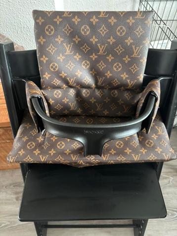 Kussenset tripp trapp louis vuitton beschikbaar voor biedingen