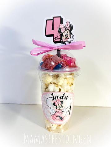 Traktatie beker popcorn met snoep  MINNIE MOUSE beschikbaar voor biedingen