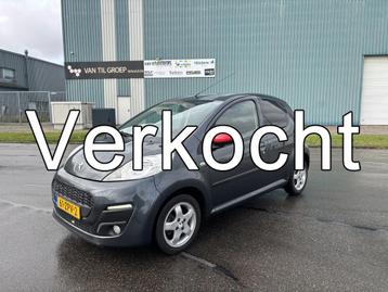 Peugeot 107 1.0i Sportium 5-Deurs 68 PK. Zuinige en zeer leu beschikbaar voor biedingen