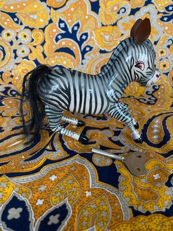 VINTAGE BLIKKEN OPWIND ZEBRA (60er jaren) beschikbaar voor biedingen