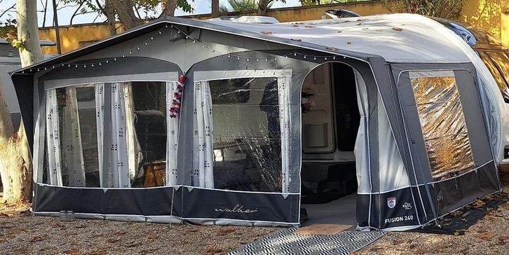 Walker 960 (949-975) (13) Fusion 240 diep., Caravans en Kamperen, Voortenten en Luifels, Gebruikt, Walker Campingstyle, Ophalen