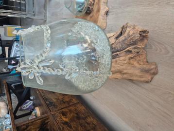 
*Decoratieve glazen schaal op houten wortel – Uniek stuk beschikbaar voor biedingen