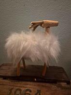 Decoratieve houten eland met zachte vacht, Ophalen of Verzenden, Nieuw, Hout, Dierenbeeld