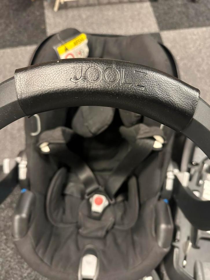 Joolz Maxi-Cosi met Isofix, Kinderen en Baby's, Autostoeltjes, Gebruikt, Overige merken, 0 t/m 13 kg, Isofix, Zijbescherming, Ophalen