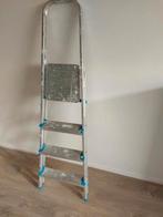 Excelsior huishoudtrap 4 treden, Doe-het-zelf en Verbouw, Ladders en Trappen, Ophalen, Gebruikt, Minder dan 2 meter