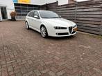 Alfa Romeo 159 1750 TBi, Voorwielaandrijving, 4 cilinders, Wit, Handgeschakeld