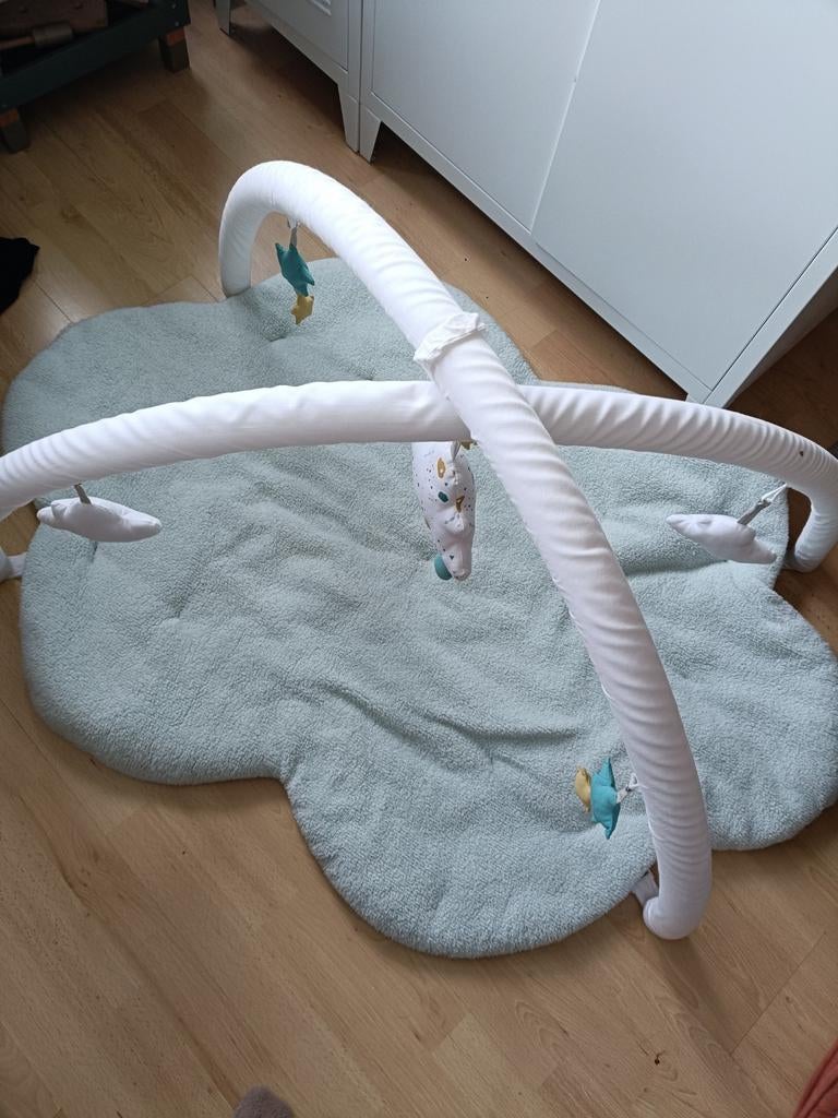 Zacht speelkleed met wolk-boog, Ophalen, Zo goed als nieuw
