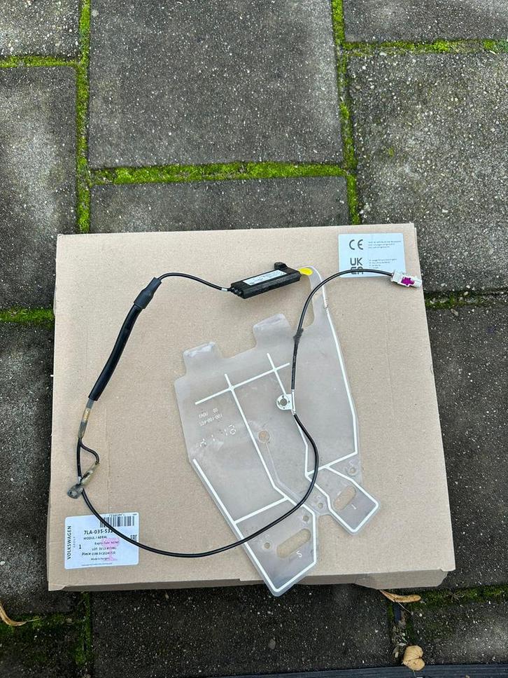 VW Transporter T5/T6 Radio Antenne Module, Auto-onderdelen, Elektronica en Kabels, Volkswagen, Gebruikt, Ophalen of Verzenden