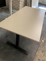 Ikea Trotten bureau’s 140/80 of 160/80, Huis en Inrichting, Ophalen, Zo goed als nieuw