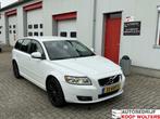Volvo V50 2.4 D5 Momentum, 179 pk, Wit, Origineel Nederlands, 1500 kg