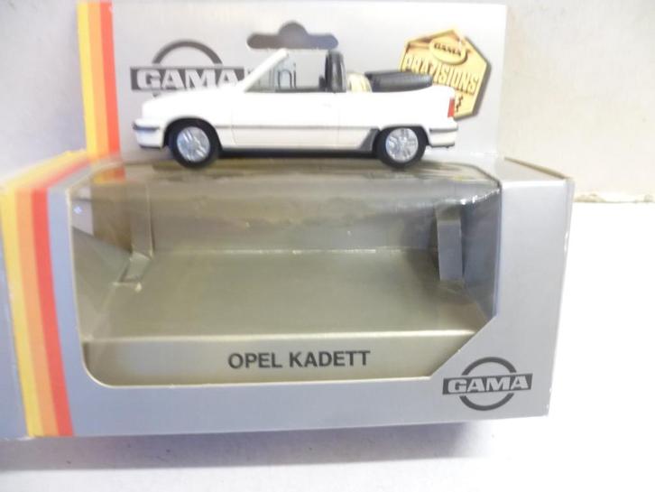 Gama 1196 Opel Kadett GSi cabriolet in doos 1:43 modelauto, Hobby en Vrije tijd, Modelauto's | 1:43, Nieuw, Auto, Gama, Ophalen of Verzenden