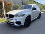 BMW X5 xDrive50i High Executive / M-PAKKET / AUTOMAAT / MOTO, Automaat, 7 stoelen, Wit, Particulier