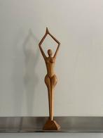 Handgesneden kunst art deco houten sculptuur vrouw 54 cm, Ophalen of Verzenden