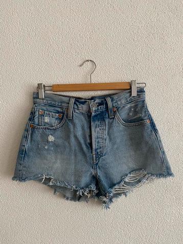 Levi’s short 501 (W25) beschikbaar voor biedingen