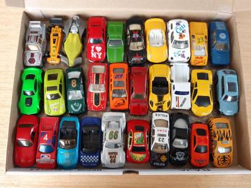 Brievenbusdoos 30x Speelgoedautootjes Politie Brandweer Race beschikbaar voor biedingen