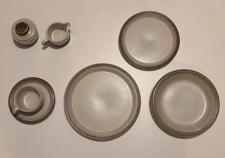 Te koop:  8 persoons vintage Gerzit servies West-Duits 70’s, Antiek en Kunst, Antiek | Servies compleet, Ophalen