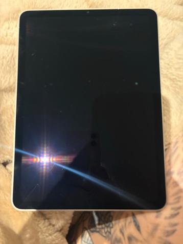 iPad Air 5 (2022) + Apple Pencil - Zo goed als nieuw! beschikbaar voor biedingen