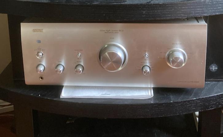Denon PMA-2000AE z.g.a.n., Audio, Tv en Foto, Versterkers en Receivers, Zo goed als nieuw, Stereo, 60 tot 120 watt, Denon, Ophalen