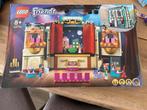 Lego Friends 41714 - Het Theater!, Kinderen en Baby's, Speelgoed | Duplo en Lego, Ophalen of Verzenden, Zo goed als nieuw, Complete set