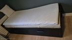 Ikea Brimnes Bed Zwartbruin + 2 Matrassen, Huis en Inrichting, Slaapkamer | Bedden, Ophalen, Gebruikt, 90 cm, Eenpersoons