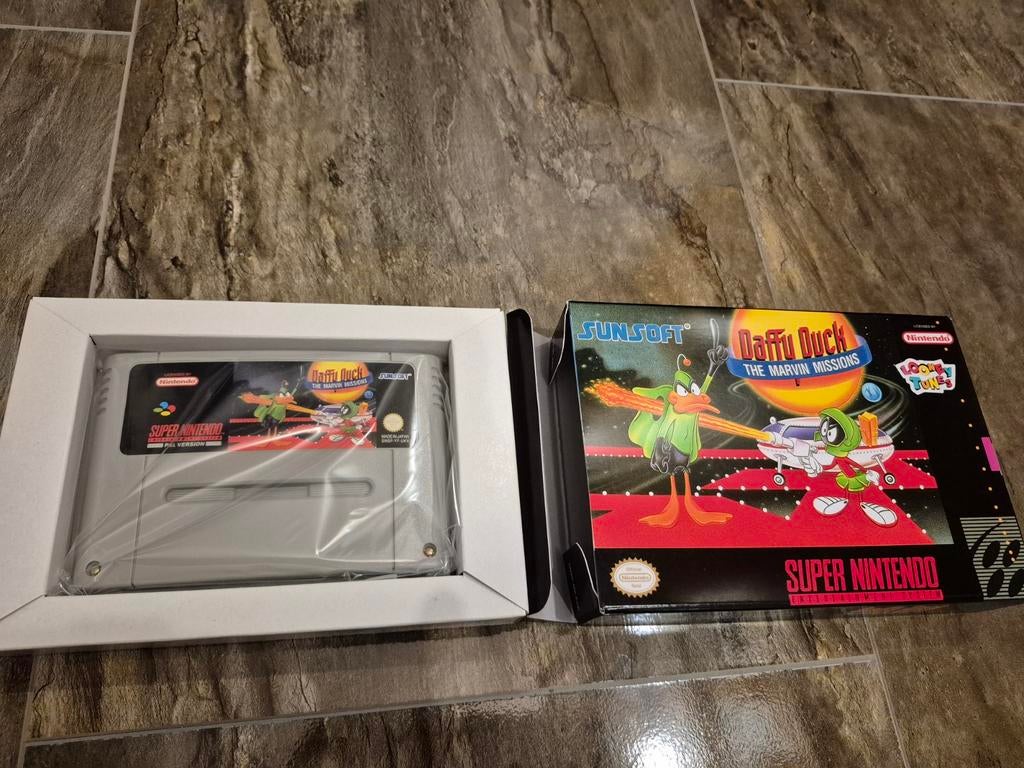 Super Nintendo snes daffy duck marvin missions, Spelcomputers en Games, Games | Nintendo Super NES, Ophalen of Verzenden