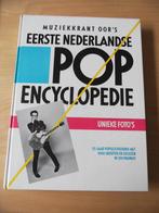 Boek - Eerste Nederlandse Pop encyclopedie, Boeken, Muziek, Artiest, Ophalen of Verzenden, Zo goed als nieuw