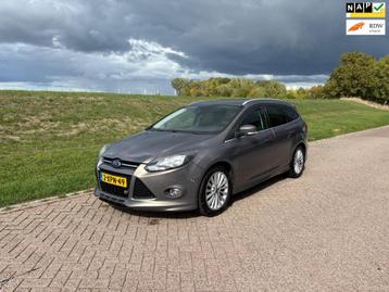 Ford Focus Wagon 1.0 EcoBoost ST Line Navigatie PDC Nwe Dist beschikbaar voor biedingen