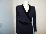 High Use stretch jurk travel stof zwart v hals Als Nieuw M, Maat 38/40 (M), Verzenden, Zwart, High use