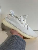 Yeezy 350 V2 Cream maat 45, Kleding | Heren, Schoenen, ., Wit, Nieuw, Ophalen of Verzenden