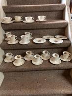 Vintage Porseleinen Servies met Rozen wedgwood bijna gratis, Gebruikt, Ophalen of Verzenden, Overige stijlen, Porselein