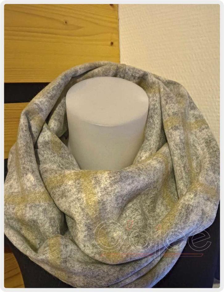 Colsjaal van odjee, Kleding | Dames, Mutsen, Sjaals en Handschoenen, Nieuw, Sjaal, Ophalen of Verzenden