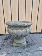 Mooie grote betonnen pot op voet, Tuin en Terras, Ophalen
