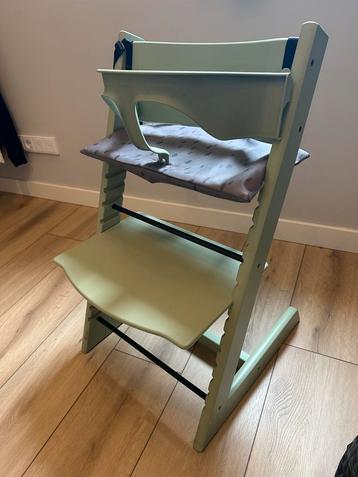 Stokke Tripp Trapp Groen met Babyset beschikbaar voor biedingen